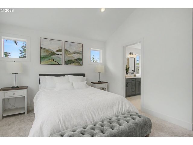 4763 EXETER St, West Linn, OR 97068