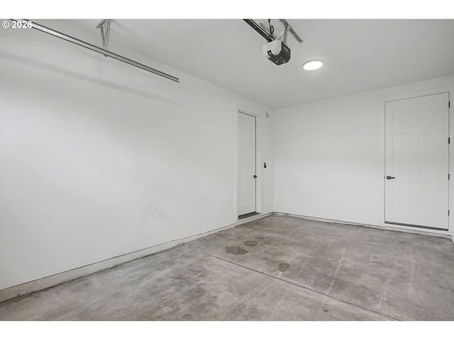 4763 EXETER St, West Linn, OR 97068