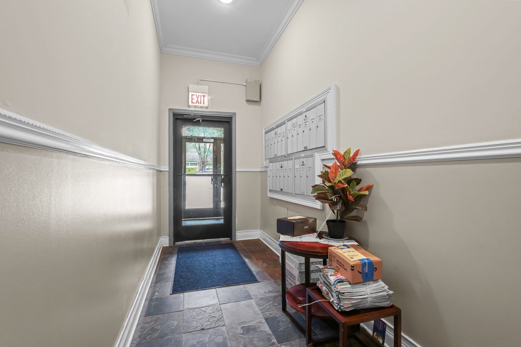 5300 N Lincoln Avenue 3C, Chicago, IL 60625 — photo 3