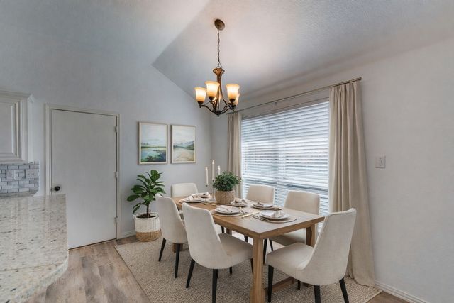 102 Canyon Court, Waxahachie, TX 75167