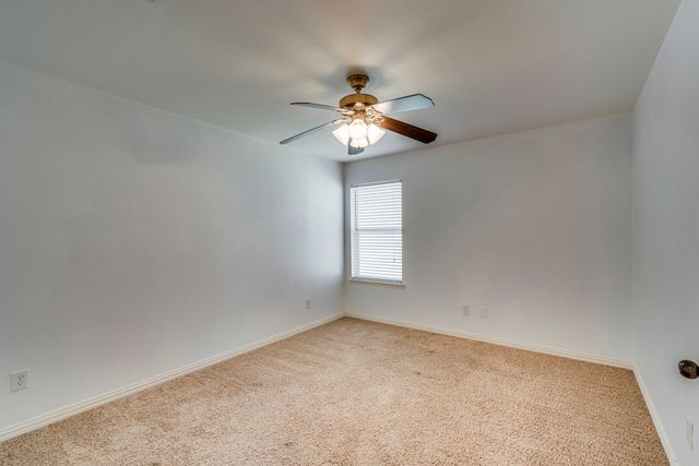 102 Canyon Court, Waxahachie, TX 75167