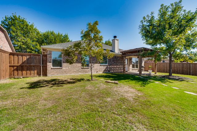 102 Canyon Court, Waxahachie, TX 75167