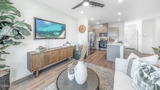 866 West End Street, Carson City, NV 89701
