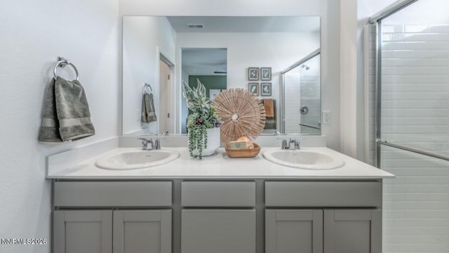 866 West End Street, Carson City, NV 89701