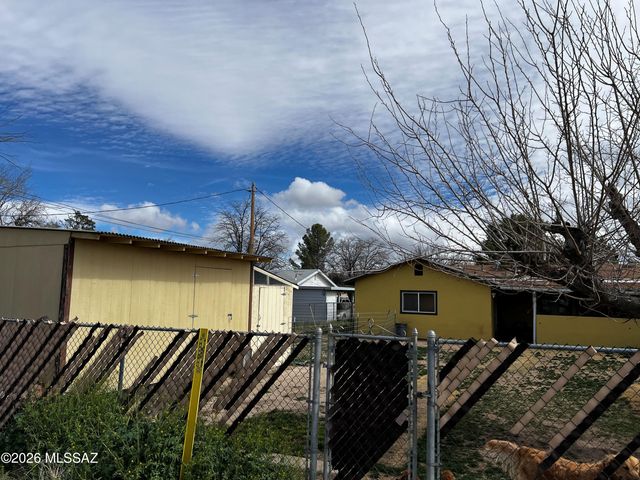 300 N Bowie Avenue, Willcox, AZ 85643