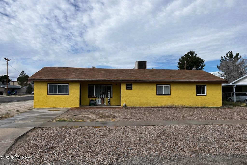 300 N Bowie Avenue, Willcox, AZ 85643