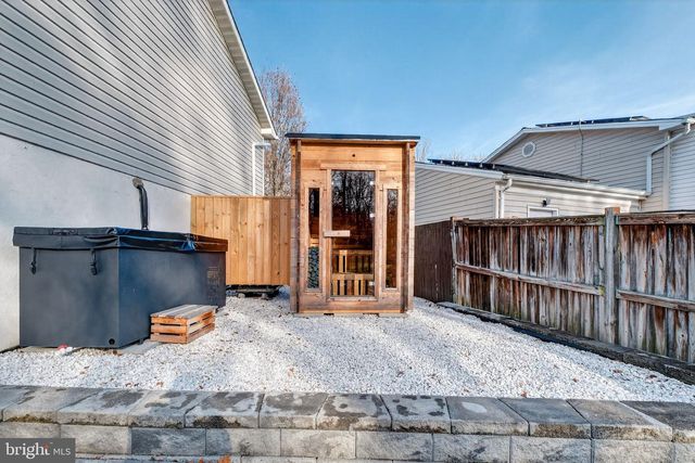 12608 CARLAND PL, Laurel, MD 20708