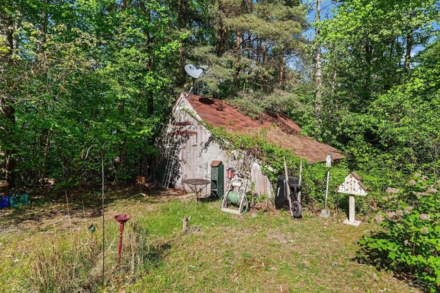 1038 E Freeland Road, Mt Haley Twp, MI 48637