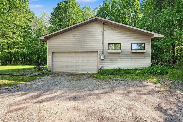 1038 E Freeland Road, Mt Haley Twp, MI 48637