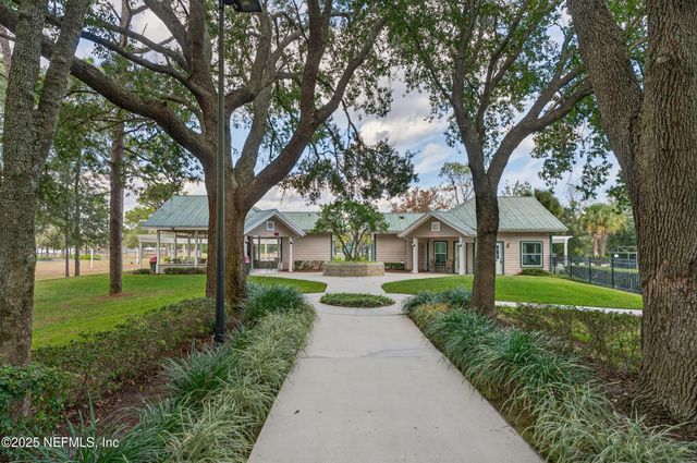 7951 COPPERFIELD Circle N, Jacksonville, FL 32244