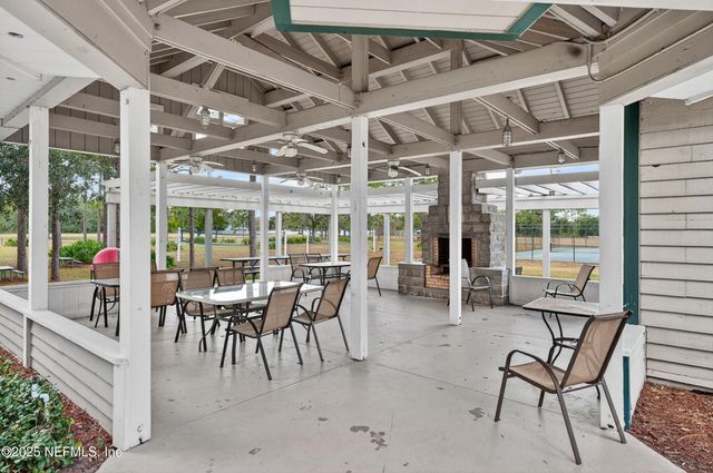 7951 COPPERFIELD Circle N, Jacksonville, FL 32244