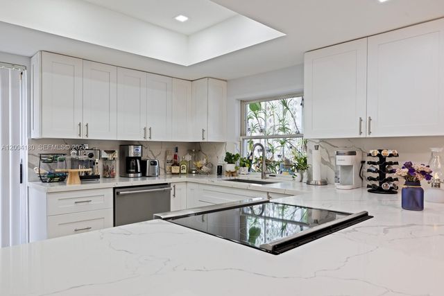 14812 SW 140th Pl, Miami, FL 33186