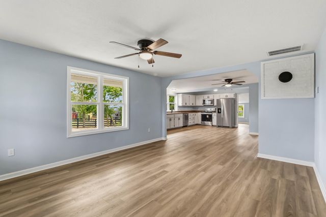 3135 Kentucky 1781, Waynesburg, KY 40489