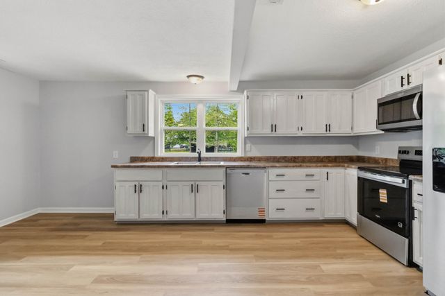 3135 Kentucky 1781, Waynesburg, KY 40489