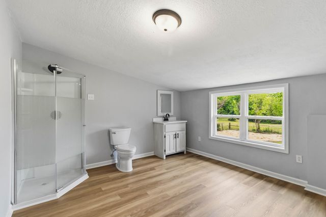 3135 Kentucky 1781, Waynesburg, KY 40489
