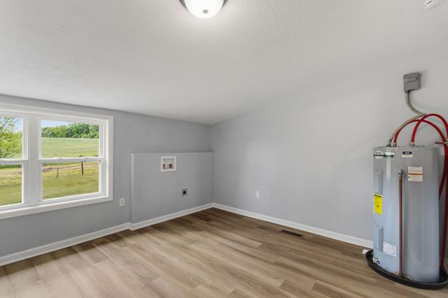 3135 Kentucky 1781, Waynesburg, KY 40489