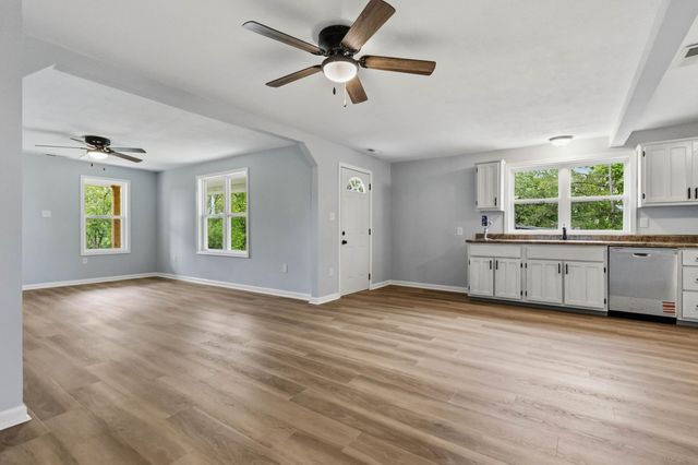 3135 Kentucky 1781, Waynesburg, KY 40489