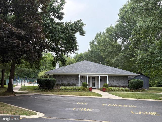 72 QUINCE, Lawrenceville, NJ 08648