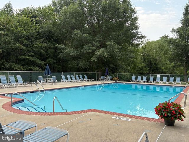 72 QUINCE, Lawrenceville, NJ 08648