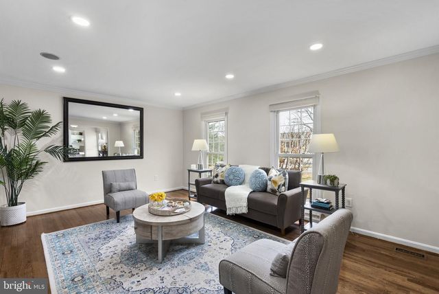 14908 VILLAGE GATE DR, Silver Spring, MD 20906