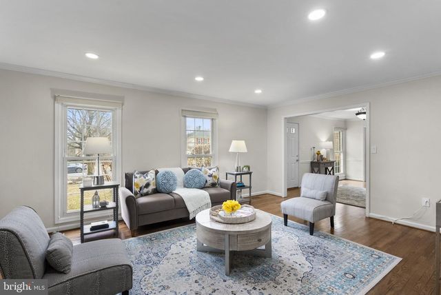 14908 VILLAGE GATE DR, Silver Spring, MD 20906