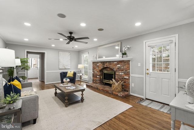 14908 VILLAGE GATE DR, Silver Spring, MD 20906