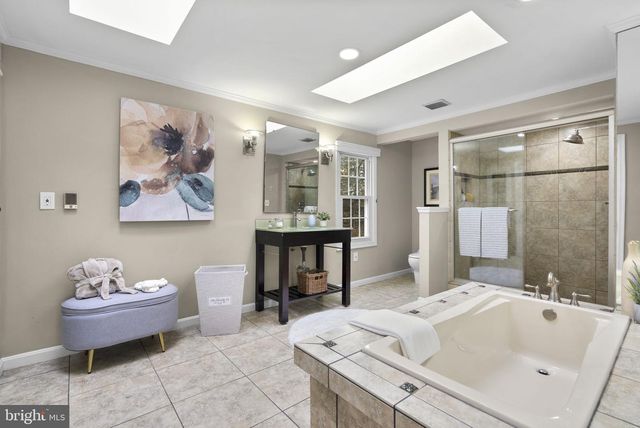 14908 VILLAGE GATE DR, Silver Spring, MD 20906