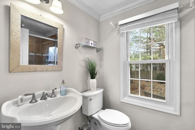 14908 VILLAGE GATE DR, Silver Spring, MD 20906