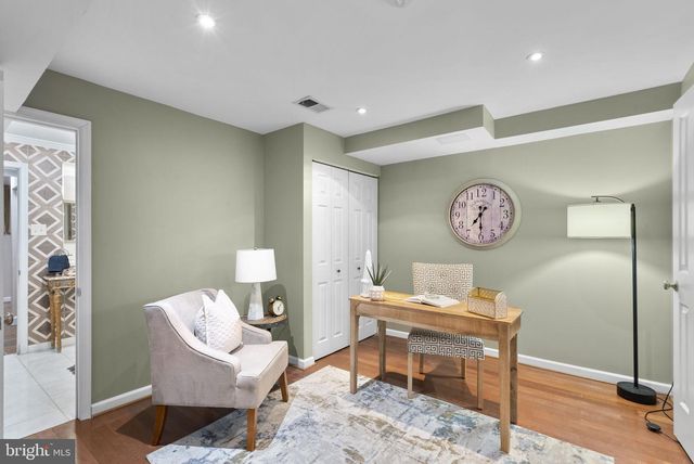 14908 VILLAGE GATE DR, Silver Spring, MD 20906