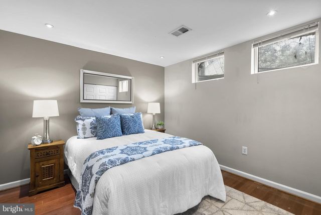 14908 VILLAGE GATE DR, Silver Spring, MD 20906