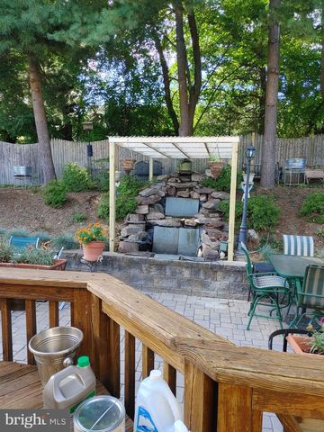 14908 VILLAGE GATE DR, Silver Spring, MD 20906