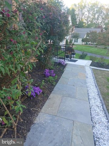 14908 VILLAGE GATE DR, Silver Spring, MD 20906