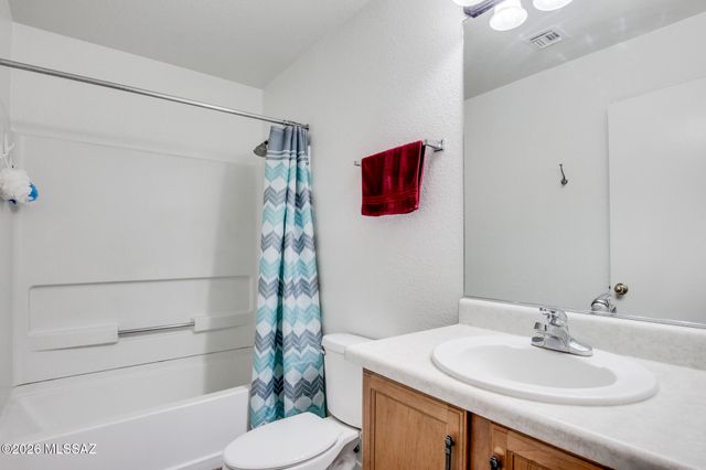 3715 W Nevil Court, Tucson, AZ 85746
