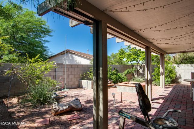 3715 W Nevil Court, Tucson, AZ 85746
