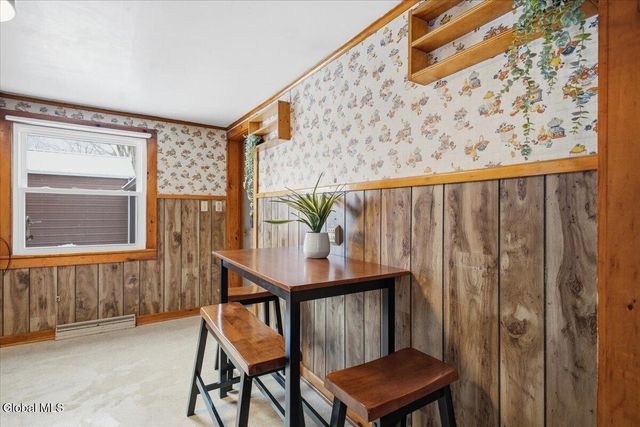 17 Green Barn Road, Hudson Falls, NY 12839