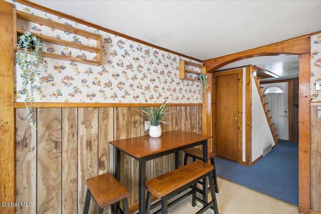 17 Green Barn Road, Hudson Falls, NY 12839