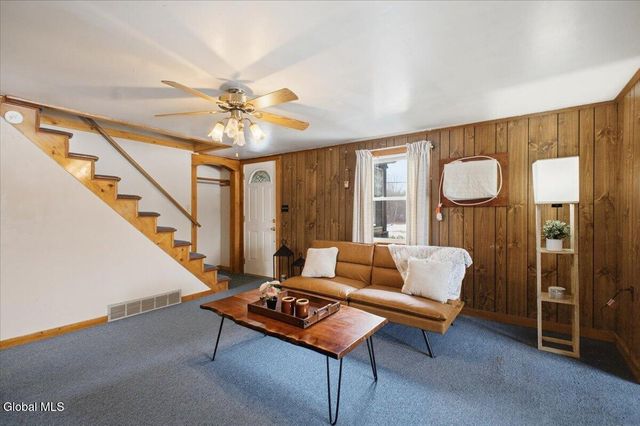 17 Green Barn Road, Hudson Falls, NY 12839