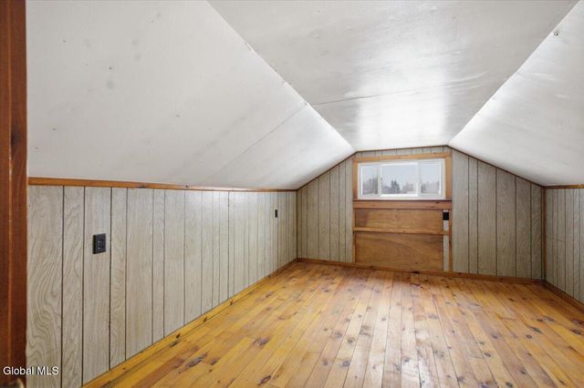 17 Green Barn Road, Hudson Falls, NY 12839