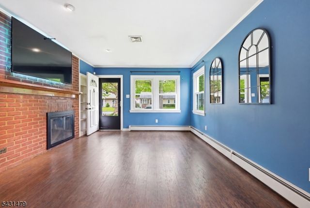 2339 Knapp Dr, Rahway City, NJ 07065