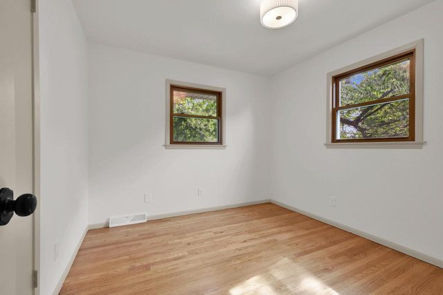 8001 W Bottsford AVENUE, Greenfield, WI 53220