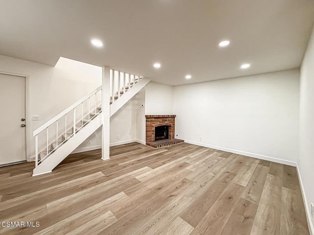 1752 E Avenida De Las Flores, Thousand Oaks, CA 91362