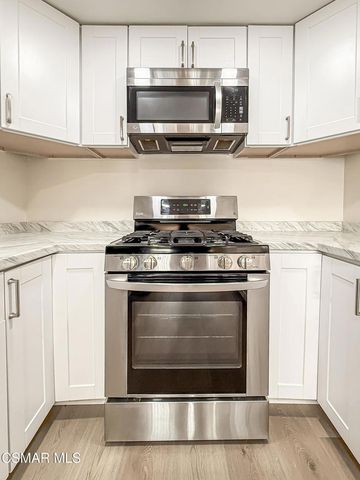 1752 E Avenida De Las Flores, Thousand Oaks, CA 91362