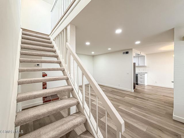 1752 E Avenida De Las Flores, Thousand Oaks, CA 91362