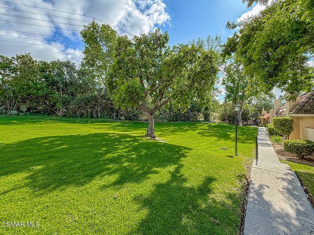 1752 E Avenida De Las Flores, Thousand Oaks, CA 91362