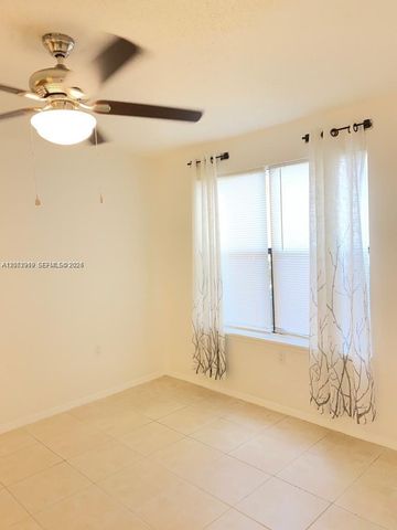 2307 N Congress Ave 16, Boynton Beach, FL 33426