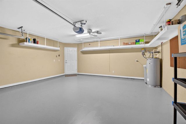 8021 Via Hacienda, Riviera Beach, FL 33418