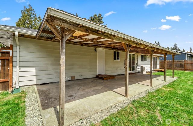 6526 77th Place NE, Marysville, WA 98270