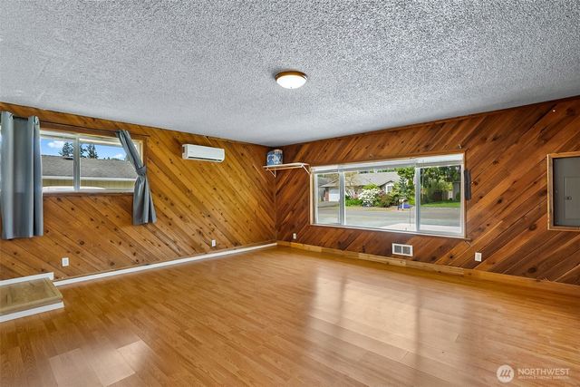 6526 77th Place NE, Marysville, WA 98270