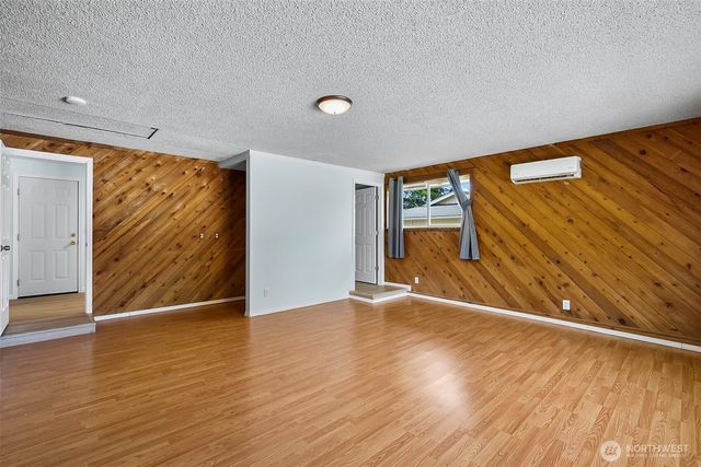 6526 77th Place NE, Marysville, WA 98270