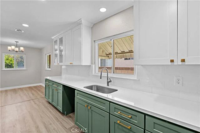 208 N Bromley, West Covina, CA 91790